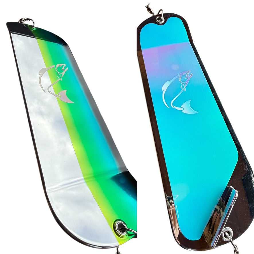 ELECTRO MIRROR KICK FIN FLASHERS - Coming to Canada June 2026